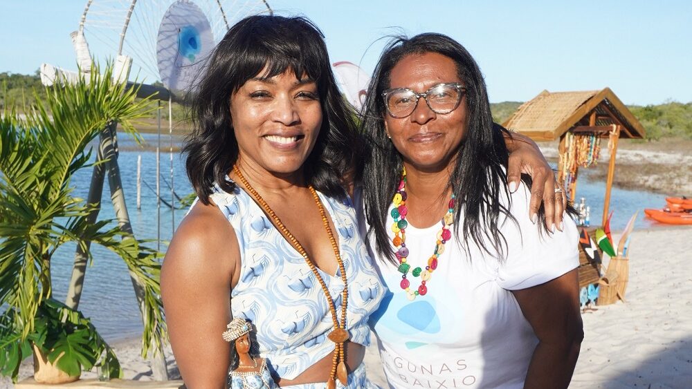 Angela Bassett net worth 2025, Angela Bassett salary, 9-1-1 earnings, Black Panther salary, Angela Bassett house, Angela Bassett movies, richest Black actresses
